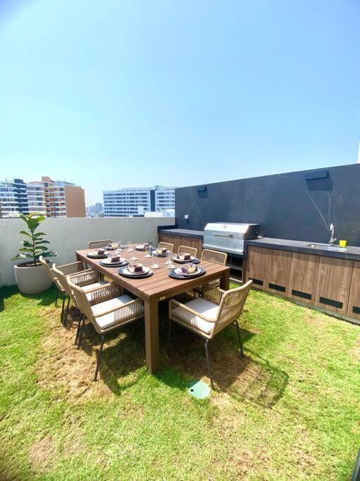 Premium Miro * Lima